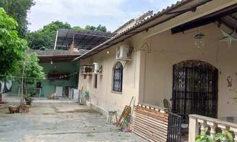 Imagem 3: Casa 4 dormitórios no Conj. Ajuricaba R$ 320.000,0Financiável