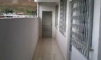 Imagem 3: Cerâmica, três quartos, frente, sala, área de serviço, piso frio