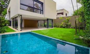 Imagem: São Paulo - Casa Padrão - ALTO DE PINHEIROS