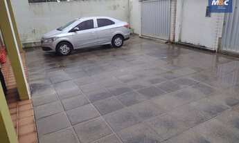 Imagem 3: Casa com 200m² de área construída e 350m² de área total, 2 anexos, 4 quartos, à venda, po