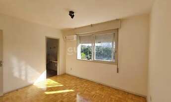 Imagem 5: Apartamento de 03 dormitórios sendo 01 suíte no bairro Petrópolis em Porto Alegre, com VAG