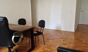 Imagem 2: Bonito apartamento na Rua Tabapua, reformado, super iluminado, sendo 2 dts e um 3º reversí