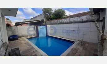 Imagem 2: Casa térrea com mezanino e terraço a 900 metros da praia