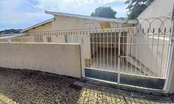 Imagem 2: Casa com 4 dormitórios à venda, 168 m² por R$ 445.000,00 - Vila Lemos - Campinas/SP