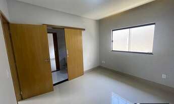 Imagem 7: Casa Térrea Padrão Luxo 3 suítes c/ Piscina