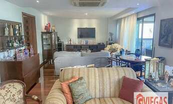 Imagem 2: Quadra da Praia Varandão 230m²