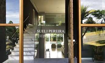 Imagem 4: Casa de condomínio para venda possui 512 metros quadrados com 5 quartos