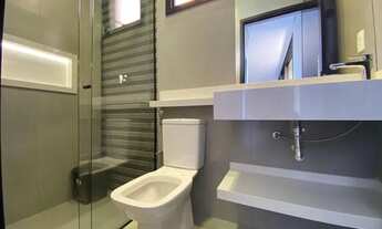 Imagem 2: Casa de condomínio para venda tem 198 metros quadrados com 3 quartos