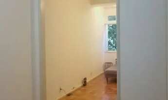 Imagem 3: ALUGO!! EXCELENTE KITNET - SEMI MOBILIADO!! Em Copacabana