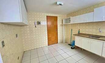 Imagem 5: Apartamento para Venda em Jaboatão dos Guararapes, Candeias, 3 dormitórios, 1 suíte, 2 ban