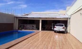 Imagem 3: Agio casa com piscina aquecida residencial Santa Fe pego camionete