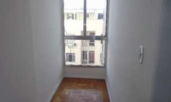 Imagem 6: Apartamento para aluguel com 51 metros quadrados com 2 quartos em Copacabana - Rio de Jane