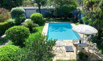 Imagem 2: Casa em condomínio com 6 quartos sendo 2 suítes e piscina em terreno de 660m² -Taquara RJ