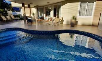 Imagem: Jaraguá do Sul - Casa Padrão - CENTRO