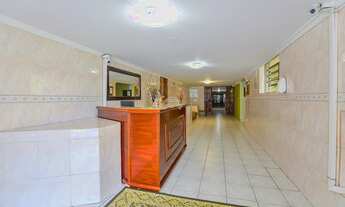 Imagem 5: Apartamento para venda possui 67 metros quadrados com 3 quartos em Cristo Rei - Curitiba