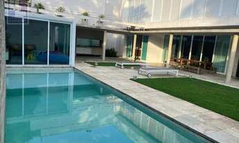 Imagem 2: Oportunidade Moema!!! Linda Casa 4 dorms sendo 2 suítes+ 3 vgs+piscina+sauna+churrasqueir