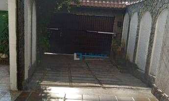 Imagem 4: Casa com 5 dormitórios à venda, 328 m² por R$ 2.100.000 - Centro - Nova Iguaçu/RJ