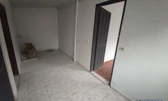 Imagem 7: Casa com 2 dormitórios para alugar, 80 m² por R$ 1.200,00/mês - Vila Penteriche - Londrina