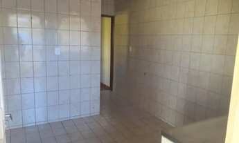 Imagem 4: Alugo Casa com 02 Quartos, Sala, Cozinha, Garagem, Quadra 03 Sobradinho