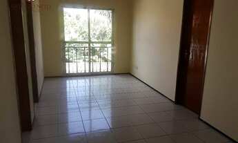 Imagem 2: Apartamento com 3 dormitórios para alugar no Parque Albano (Jurema) - Caucaia/CE