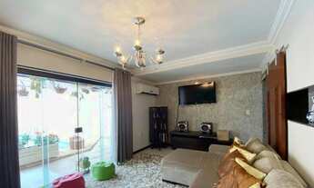 Imagem 3: Sobrado para aluguel possui 404 metros quadrados com 3 quartos