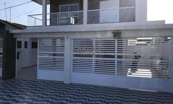 Imagem: Casa com 2 dorms, Maracanã, Praia Grande