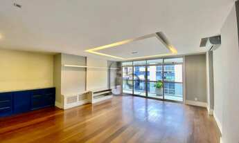 Imagem 2: Apartamento na Gávea, de 188 m² composto de 4 quartos, sendo 2 amplas suítes, lavabo, depe