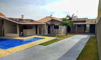 Imagem: Casa térrea à venda/locação no Bosque