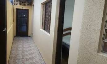 Imagem 2: Kitnet no Centro 1.000 incluso água luz iptu