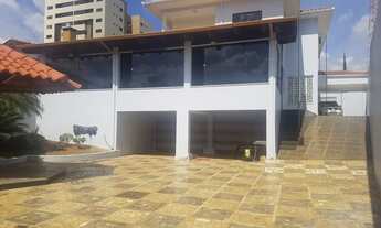 Imagem 2: Vende-se belíssimo sobrado, muito bem localizado no Parque Iracema