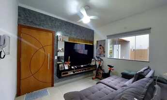 Imagem 4: Vendo casa com piscina