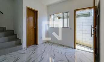 Imagem 3: Casa para Aluguel - Botujuru, 2 Quartos, 68 m2