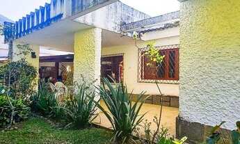 Imagem: Casa à venda, 212 m² por R$ 830.000,00