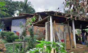 Imagem 2: Sítio rural, 2.400 m2. Família desmembrando. 12 km do Centro de Mogi das Cruzes