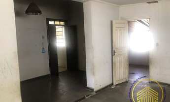 Imagem 4: Casa Somente a Vista, Localizada no setor Coimbra Goiânia