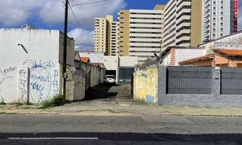 Imagem 2: Casa para aluguel e venda tem 711 metros quadrados com 6 compartimentos em Centro - Fortal