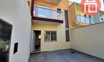 Imagem 2: Casa com 2 dormitórios para alugar, 70 m² por R$ 1.800,00/mês - Villa Toscana - Bragança P