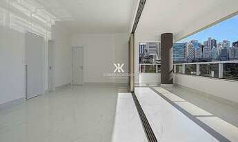 Imagem: Apartamentos com 174 m² à venda no bairro