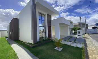 Imagem 2: Casa à Venda com 3 quartos, 4 banheiros sendo 3 suítes e 2 vagas - R$ 670.000