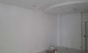 Imagem 3: Sala em Santos Galpão / depósito com aluguel por R$2.300 /mês