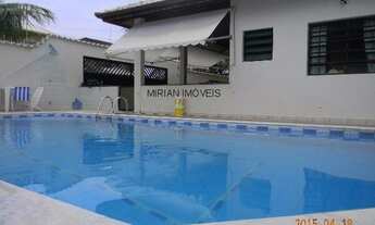 Imagem 2: Casa com piscina para venda em Peruibe com 4 dormitórios sendo 4 suítes, 2 salas, 5 banhei