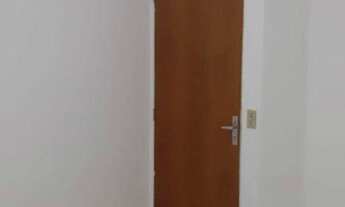 Imagem 2: Apartamento com 2 dormitórios, 60 m² - venda por R$ 180.000,00 ou aluguel por R$ 600,00/mê