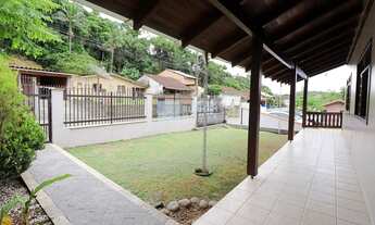 Imagem 3: Casa com piscina no bairro Fidélis!