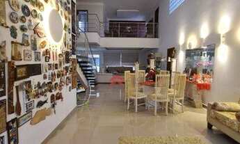 Imagem 6: Sobrado com piscina aquecida e lago com carpas!!!