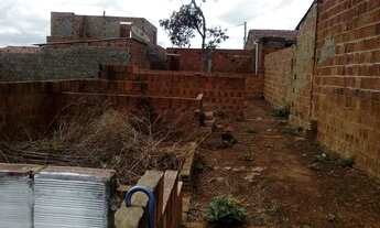 Imagem 4: Vendo terreno ótimo pra quem que construir sai do aluguel