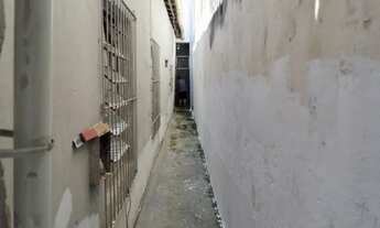 Imagem 3: Casa na Cidade Velha nos Fundos Sem Garagem