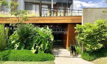 Imagem 2: Casa Moderna Maravilhosa em Madeira Cumarú e vidro integrado a natureza