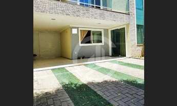 Imagem 3: Linda Casa Duplex na Maraponga em Condomínio Fechado, com 4 quartos, Deck, Piscina e Lazer