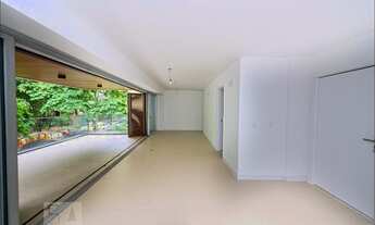 Imagem 2: Apartamento para venda possui 182 metros quadrados com 3 quartos em Ipanema - Rio de Janei