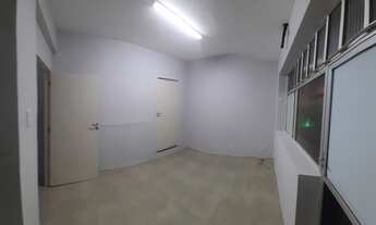 Imagem 4: 3 salas conjugadas com 62m/2 + copa e wc. Próximo ao Iate Clube na 13 de Julho